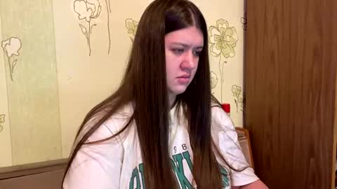 Snapshot of aletta_oushen chatting on 02-08-25, 02:49 Aletta Oushen online show from 02-08-25, 02:49