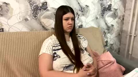 Snapshot of aletta_oushen chatting on 02-13-25, 05:22 Aletta Oushen online show from 02-13-25, 05:22
