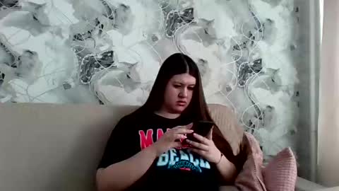 Snapshot of aletta_oushen chatting on 03-03-25, 08:27 Aletta Oushen online show from 03-03-25, 08:27