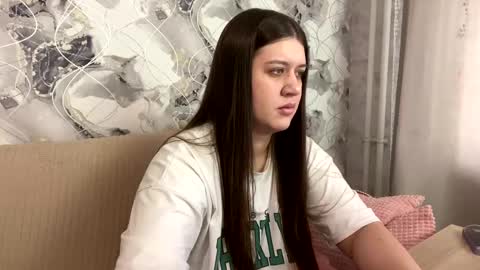 Snapshot of aletta_oushen chatting on 03-04-25, 11:08 Aletta Oushen online show from 03-04-25, 11:08