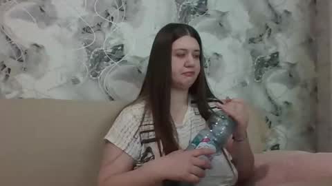 Snapshot of aletta_oushen chatting on 03-06-25, 01:14 Aletta Oushen online show from 03-06-25, 01:14