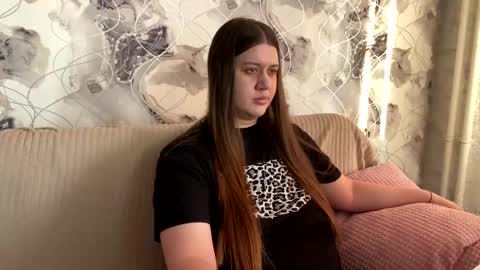 Snapshot of aletta_oushen chatting on 03-12-25, 11:42 Aletta Oushen online show from 03-12-25, 11:42