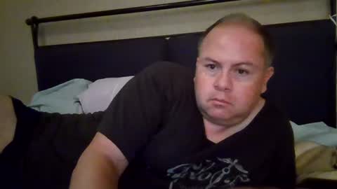 Snapshot of aleveg__101 chatting on 06-14-26, 02:24 aleveg__101 online show from 06-14-26, 02:24