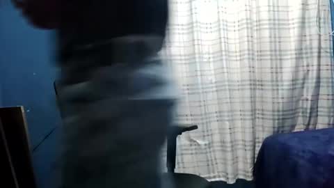 alex000w42394 online show from 01-02-25, 12:23