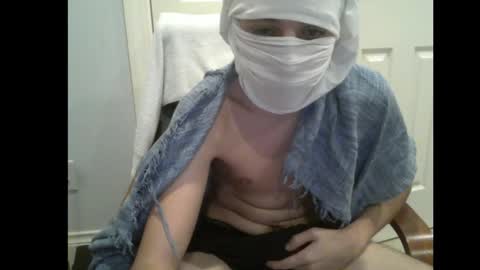 Snapshot of alex1817c chatting on 10-28-25, 06:28 alex1817c online show from 10-28-25, 06:28