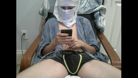 Snapshot of alex1817c chatting on 11-10-25, 07:07 alex1817c online show from 11-10-25, 07:07