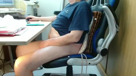 Snapshot of alex47100 chatting on 04-07-26, 08:48 alex47100 online show from 04-07-26, 08:48