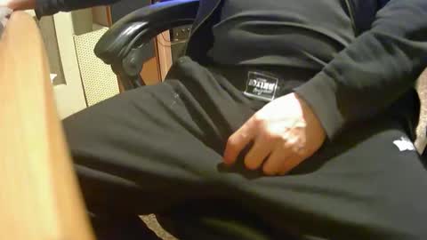 alex81pv1981 online show from 04-05-26, 07:33