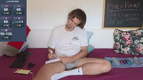 Snapshot of alex83530 chatting on 06-19-26, 08:07 Alex83530 online show from 06-19-26, 08:07