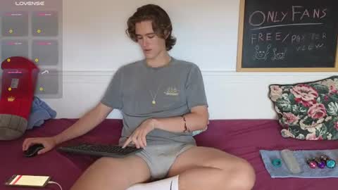 Snapshot of alex83530 chatting on 06-29-26, 06:52 Alex83530 online show from 06-29-26, 06:52