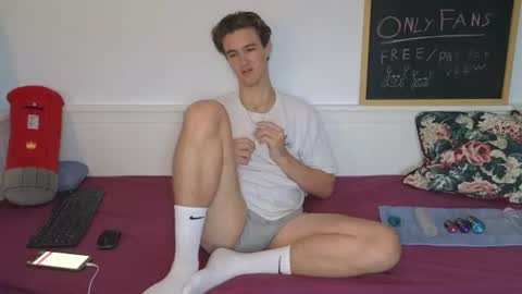 Snapshot of alex83530 chatting on 07-15-26, 08:19 Alex83530 online show from 07-15-26, 08:19