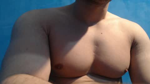 Snapshot of alex_blu chatting on 05-14-26, 11:11 Alex online show from 05-14-26, 11:11