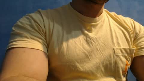 Snapshot of alex_blu chatting on 05-15-26, 05:31 Alex online show from 05-15-26, 05:31