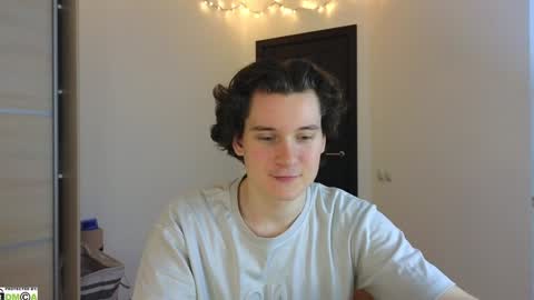 FAVORITE online show from 02-09-25, 03:11