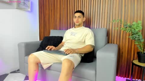 alex online show from 04-09-26, 12:21