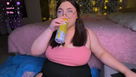 Snapshot of alex_dreams_ chatting on 01-28-25, 05:46 Alex online show from 01-28-25, 05:46