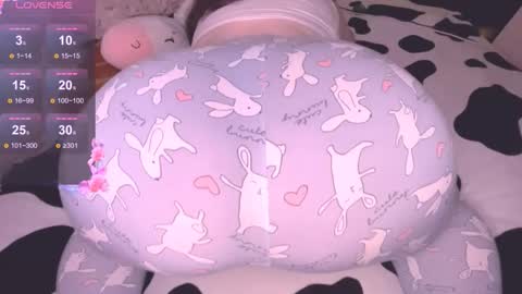 Snapshot of alex_dreams_ chatting on 12-21-25, 06:26 Alex online show from 12-21-25, 06:26