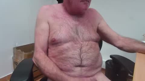 Snapshot of alex_fetishplayer chatting on 03-12-25, 05:28 Alex online show from 03-12-25, 05:28