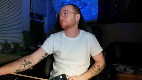 Snapshot of alex_foxe chatting on 02-18-26, 05:36 Alex online show from 02-18-26, 05:36