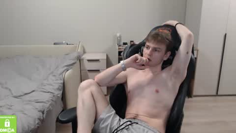 Snapshot of alex_gotcha chatting on 07-17-26, 09:30 Alex online show from 07-17-26, 09:30