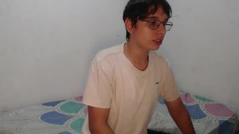 Snapshot of alex_laurentt chatting on 05-16-26, 07:12 Alex Laurentt online show from 05-16-26, 07:12