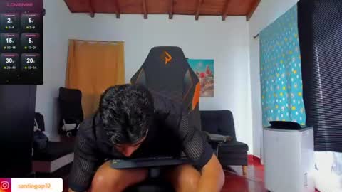 Snapshot of alex_lord_ chatting on 06-20-26, 08:22 i am Alex online show from 06-20-26, 08:22