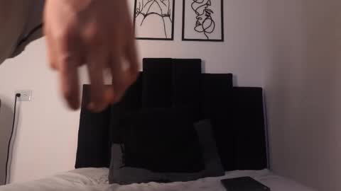 alex_mark_ online show from 02-20-26, 04:40