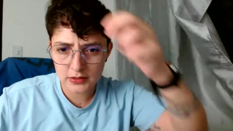 Snapshot of alex_parker07 chatting on 06-26-26, 01:43 Alex Parker online show from 06-26-26, 01:43