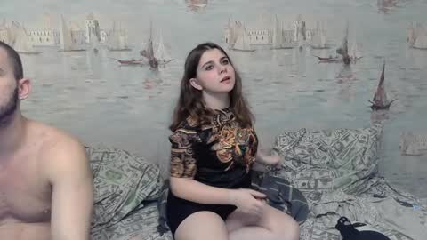 Snapshot of alex_sarah_sex chatting on 01-21-25, 01:39 Alex and Sarah online show from 01-21-25, 01:39