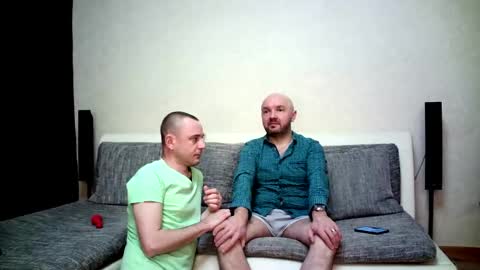 Alex and Tobey online show from 01-13-26, 05:57