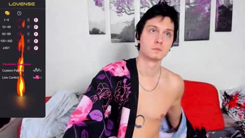 Alex WandHot online show from 11-08-25, 08:25