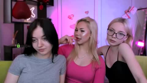 Snapshot of alexa_bonni chatting on 02-18-26, 12:34 alexa bonni online show from 02-18-26, 12:34