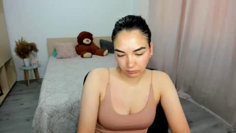 Snapshot of alexa_dolly chatting on 07-06-26, 08:22 Alexa online show from 07-06-26, 08:22