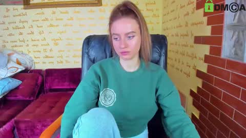 Snapshot of alexa_glory chatting on 12-04-25, 03:10 Alexa online show from 12-04-25, 03:10