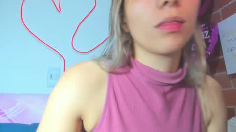 alexa latina online show from 10-03-25, 02:47