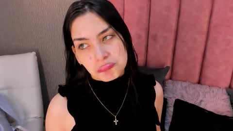 Snapshot of alexa_thaylor_ chatting on 11-01-25, 01:35 Alexa Thaylor online show from 11-01-25, 01:35