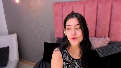 Snapshot of alexa_thaylor_ chatting on 11-28-25, 03:14 Alexa Thaylor online show from 11-28-25, 03:14