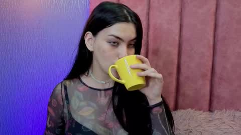 Snapshot of alexa_thaylor_ chatting on 12-18-25, 03:07 Alexa Thaylor online show from 12-18-25, 03:07