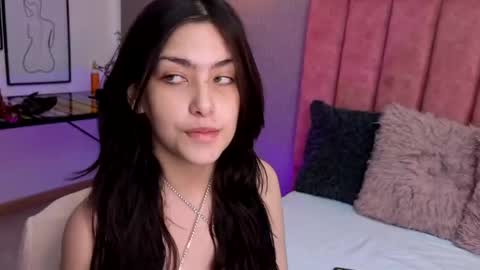 Alexa Thaylor online show from 05-22-26, 04:45