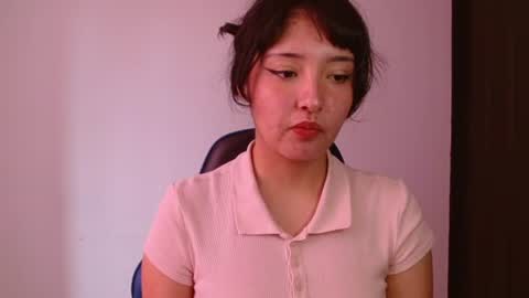 Snapshot of alexaa08 chatting on 06-20-26, 04:10 Alexandra 3 online show from 06-20-26, 04:10
