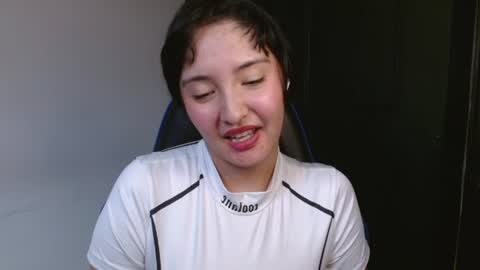 Snapshot of alexaa08 chatting on 07-20-26, 08:33 Alexandra 3 online show from 07-20-26, 08:33