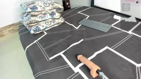 alexaa_small online show from 10-29-25, 02:47