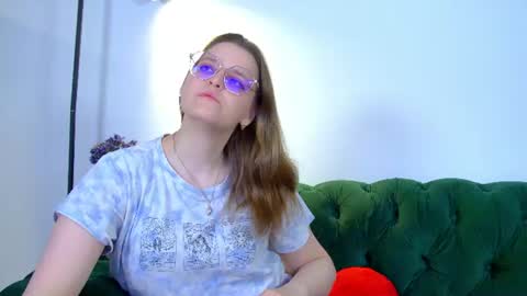 AlexaAvery online show from 06-13-26, 06:44