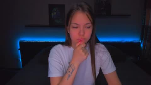 angel online show from 04-06-26, 12:41