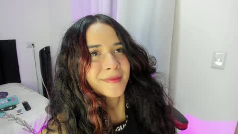 Snapshot of alexablue111 chatting on 01-18-25, 10:28 Alexa blue online show from 01-18-25, 10:28