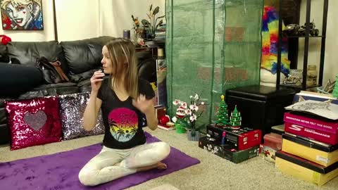 Snapshot of alexagwonderland chatting on 12-31-24, 04:16 Alexa GW online show from 12-31-24, 04:16