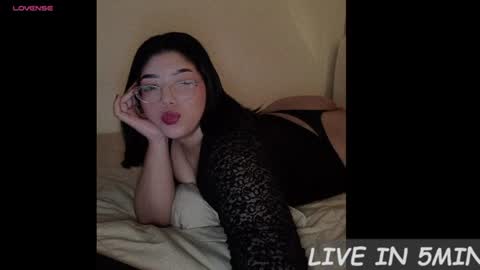 Snapshot of alexakimm chatting on 07-12-26, 01:46 Alexa online show from 07-12-26, 01:46