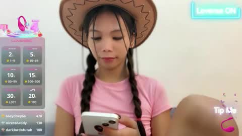 Snapshot of alexaloove chatting on 05-15-26, 12:34 alexa online show from 05-15-26, 12:34