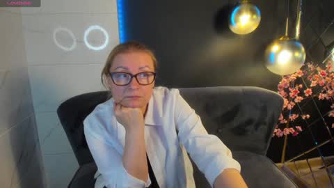 Alexandra online show from 12-14-24, 02:34