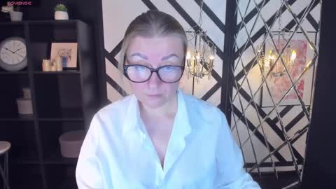 Alexandra online show from 02-11-25, 02:46